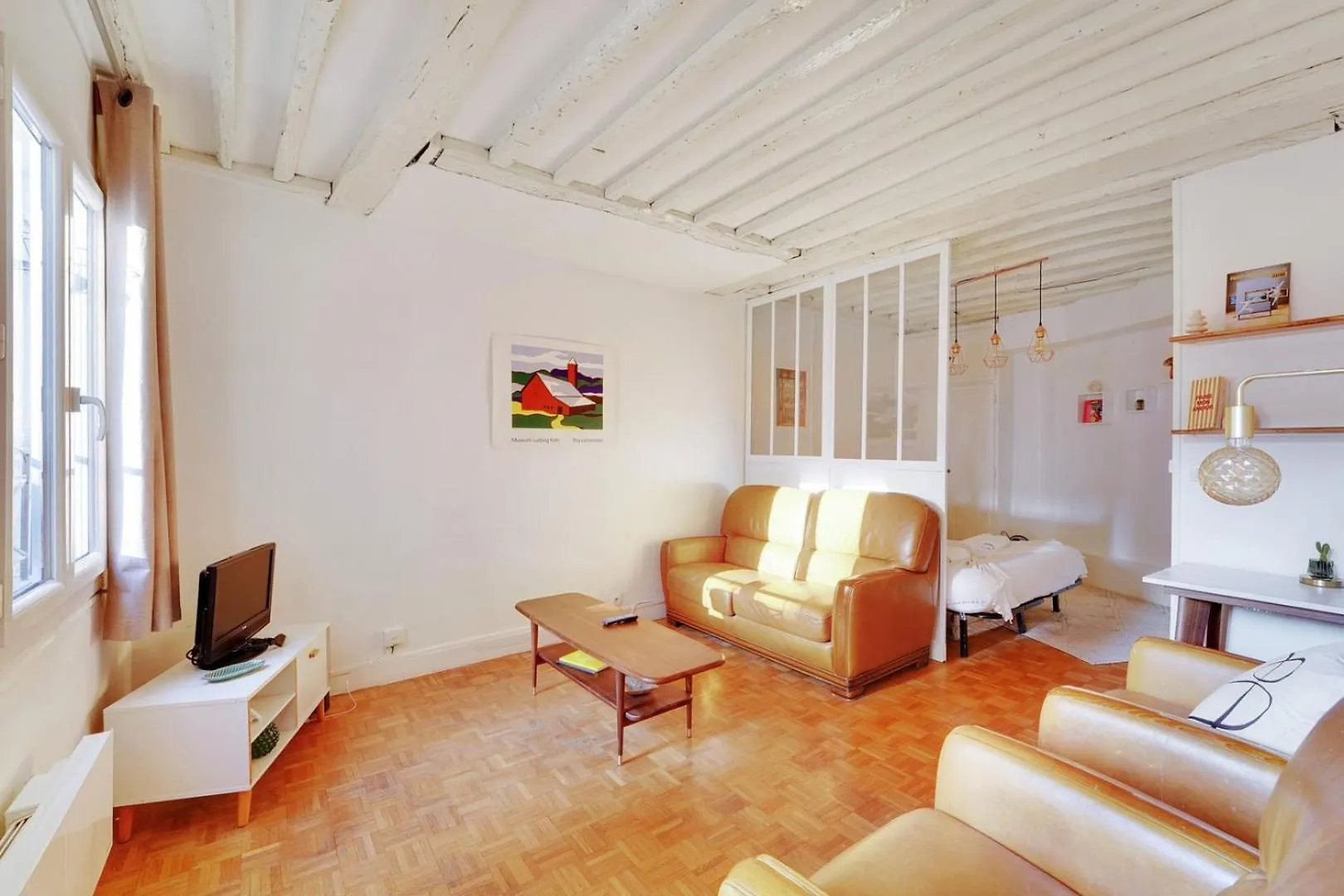 Guestready - Appartement Arty Cosy Et Tres Central contacts